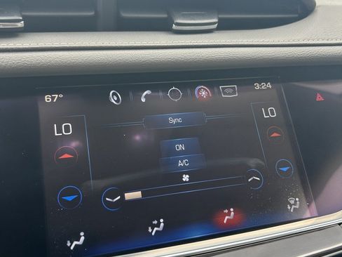 Used 2017 Cadillac XT5 Luxury w/ Driver Awareness Package AWD/4WD image 42