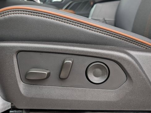 New 2026 GMC Canyon AT4 AWD/4WD image 14