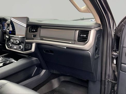 Certified 2022 Ford Expedition Max XLT AWD/4WD image 17
