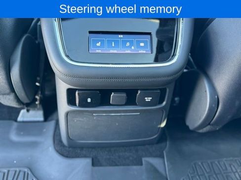 Used 2024 Lincoln Navigator L Reserve image 29