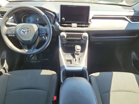 Used 2025 Toyota RAV4 LE AWD/4WD image 14