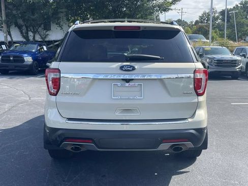Used 2018 Ford Explorer Limited AWD/4WD image 6