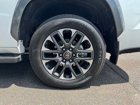 Used 2025 Toyota Sequoia Limited AWD/4WD image 11