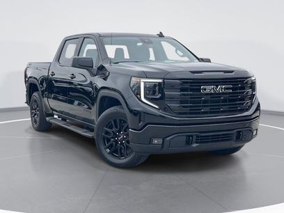 New 2026 GMC Sierra 1500 Elevation w/ LPO, Elevation Black Package
