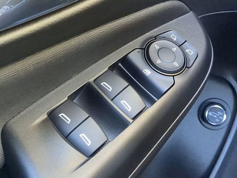 Used 2025 Buick Envista Preferred w/ Convenience I Package image 22