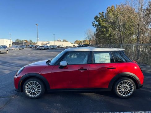 New 2025 MINI Cooper S image 2
