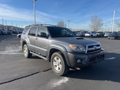 Used 2006 Toyota 4Runner Sport image 2