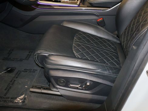 Used 2021 Audi SQ7 Premium Plus image 19