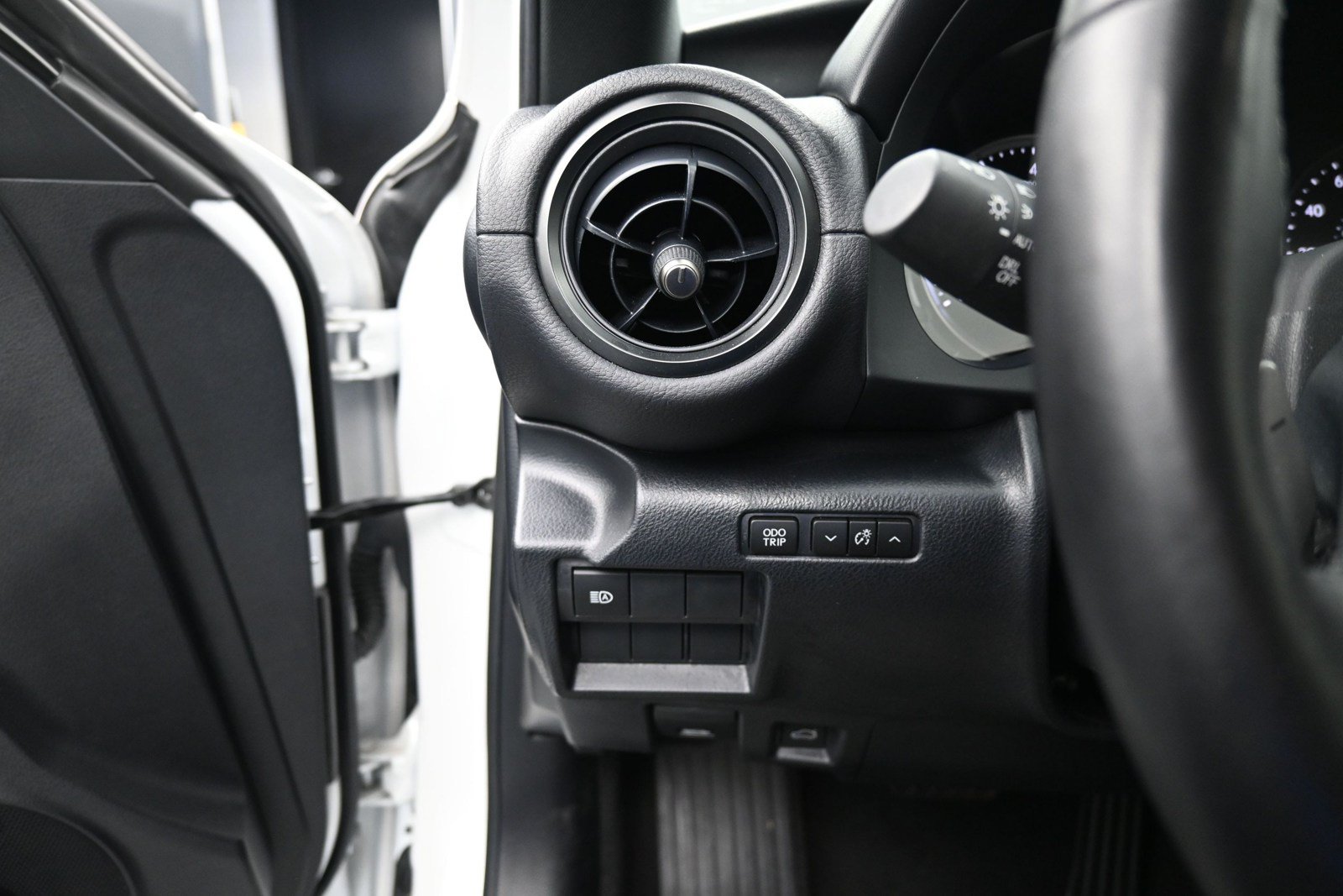 Used 2024 Lexus IS 300 w/ Comfort Package RWD image 28