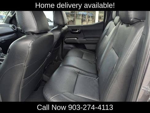 Used 2021 Toyota Tacoma TRD Sport AWD/4WD image 28