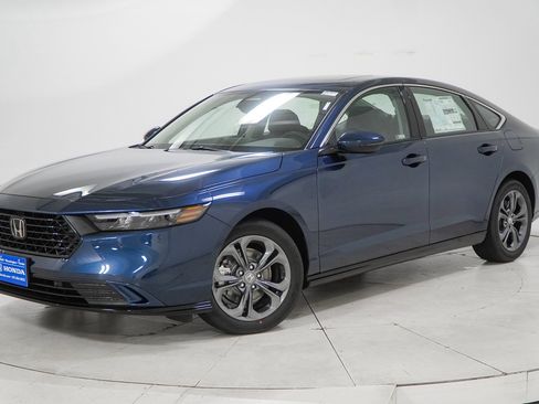 New 2025 Honda Accord EX-L image 1
