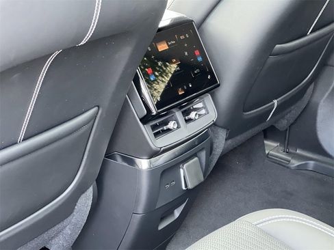 New 2026 Cadillac Vistiq Luxury image 30