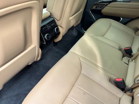 Certified 2024 Land Rover Range Rover Sport SE image 12