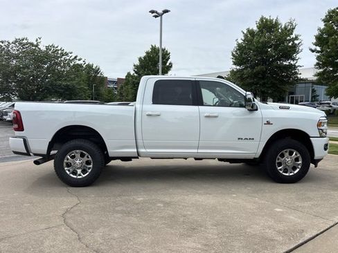 Used 2024 RAM 2500 Laramie AWD/4WD image 2