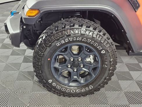 Used 2023 Jeep Wrangler Unlimited AWD/4WD image 9