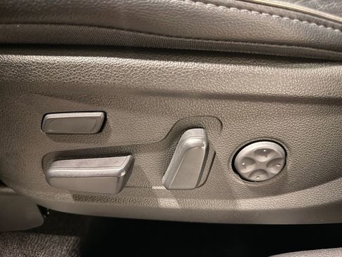 Used 2023 Hyundai Santa Fe Limited image 14