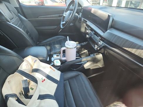 Certified 2024 Kia Telluride SX Prestige image 5