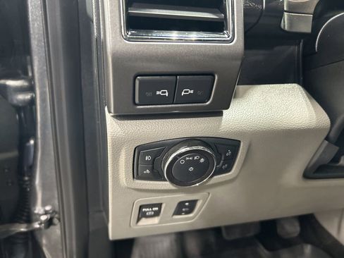 Used 2018 Ford F150 XLT w/ Equipment Group 302A Luxury image 12