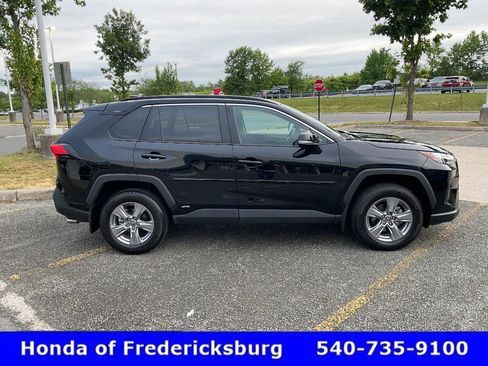 Used 2024 Toyota RAV4 XLE w/ Convenience Package AWD/4WD image 7