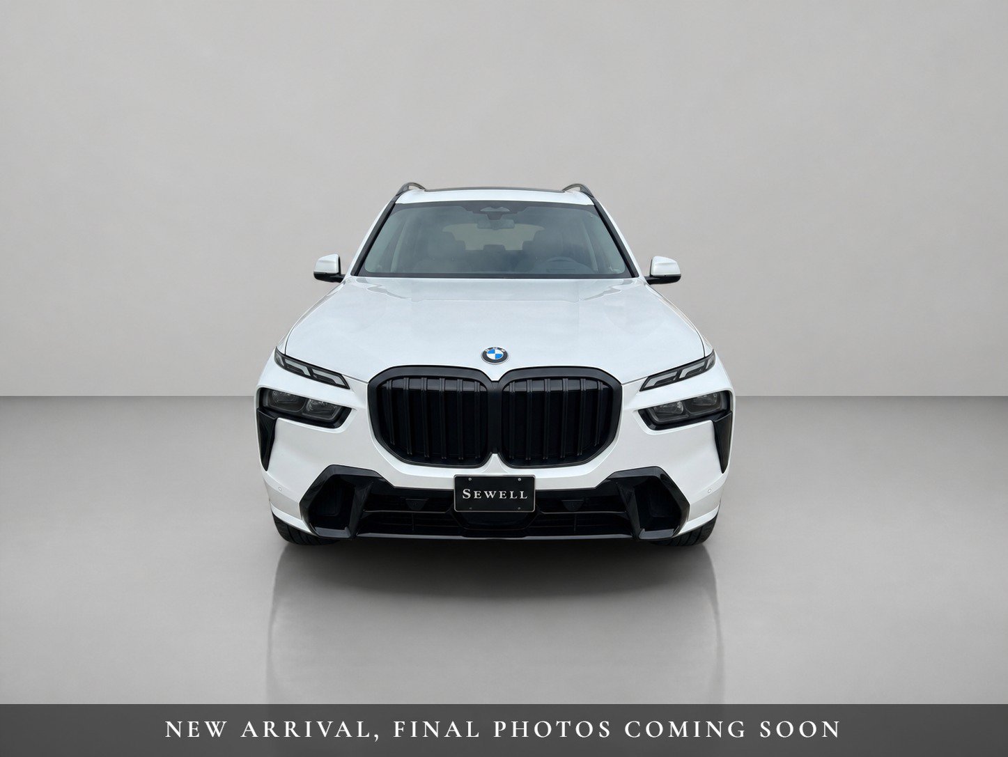 Used 2027 BMW X7 xDrive40i AWD/4WD image 2