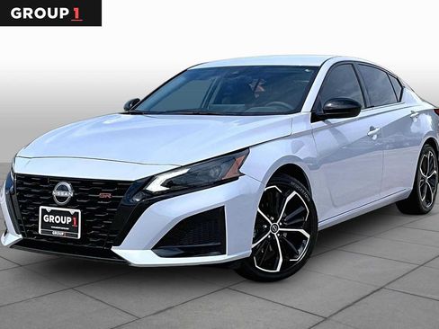 Used 2026 Nissan Altima 2.5 SR FWD image 1