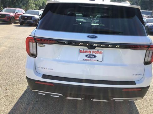 New 2026 Ford Explorer Active w/ Active Comfort Package AWD/4WD image 10