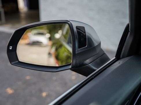 Used 2023 Audi SQ5 Premium w/ Convenience Package image 35