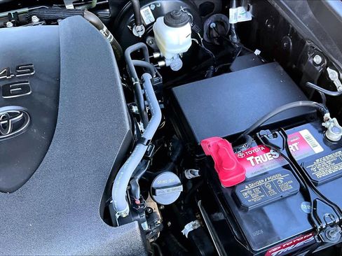 Used 2023 Toyota Tacoma SR5 w/ SX Package image 30