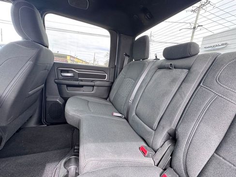 Used 2025 RAM 2500 Big Horn AWD/4WD image 18