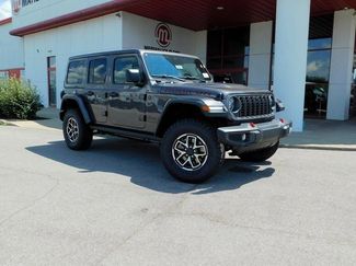New 2025 Jeep Wrangler Unlimited Rubicon w/ Technology Group video 1