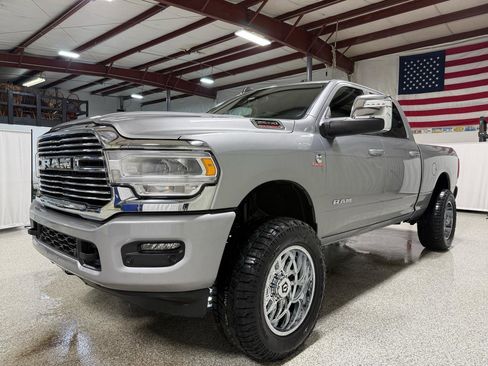 Used 2024 RAM 2500 Laramie image 32