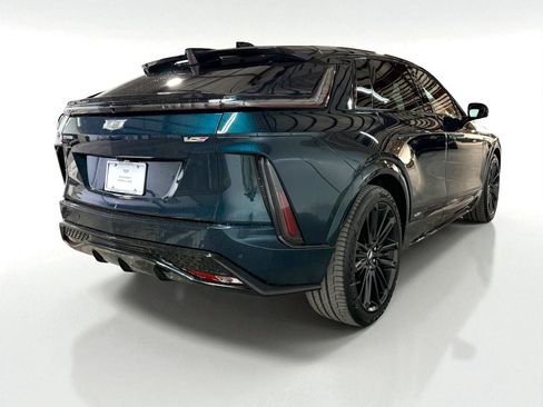 New 2026 Cadillac Lyriq V image 9