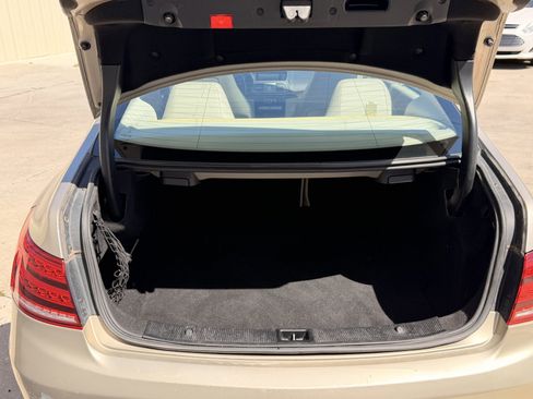 Used 2015 Mercedes-Benz E 400 4MATIC Coupe image 14