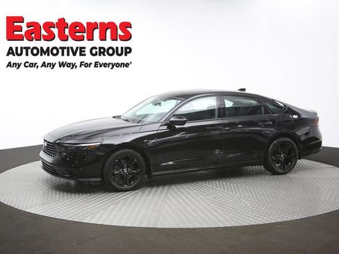 Used 2025 Honda Accord SE image 57