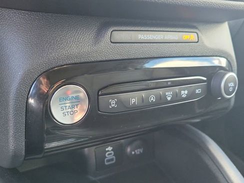 Certified 2024 Ford Escape Platinum w/ Premium Technology Package AWD/4WD image 25