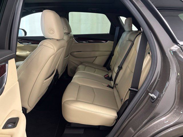 Used 2019 Cadillac XT5 Luxury AWD/4WD image 31