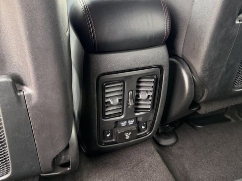 Used 2022 Dodge Durango R/T image 28