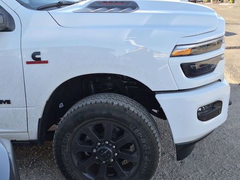 Certified 2026 RAM 2500 Laramie AWD/4WD image 6