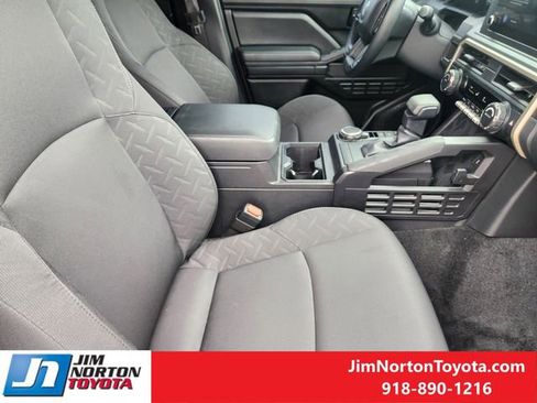 Used 2025 Toyota Tacoma SR AWD/4WD image 14