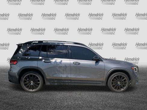 Used 2023 Mercedes-Benz GLB 250 image 11