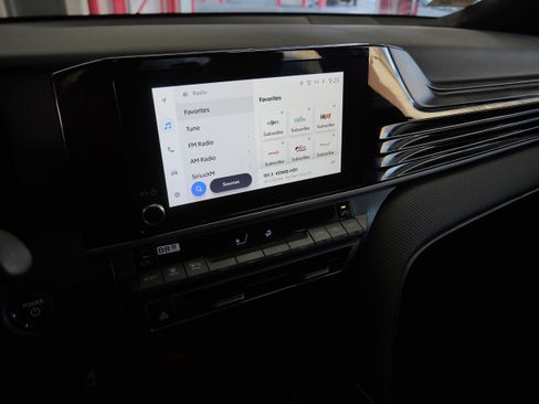 Certified 2025 Toyota Camry SE image 22