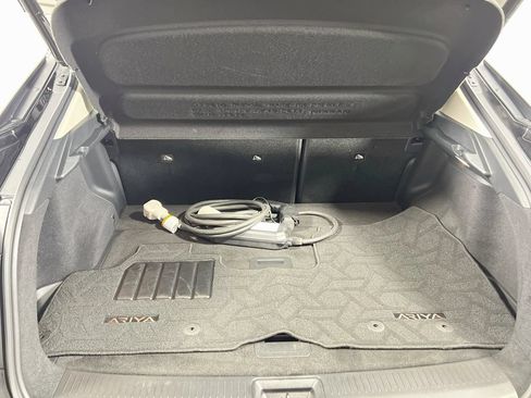 Used 2023 Nissan Ariya AWD image 6