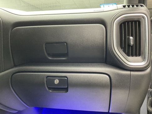 Used 2020 Chevrolet Silverado 1500 LT Trail Boss image 17