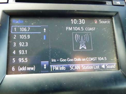 Used 2016 Toyota Camry SE FWD image 24