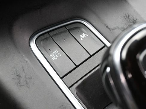 Used 2021 Cadillac Escalade ESV Sport Platinum image 41