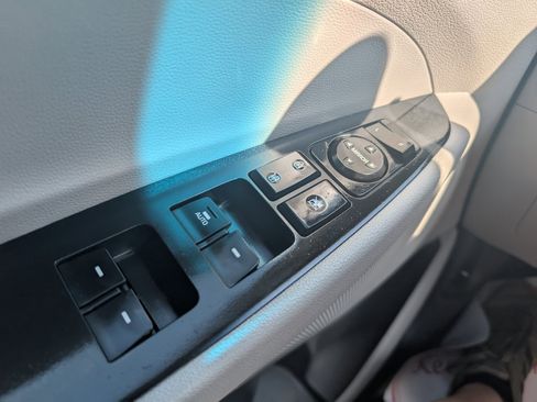 Used 2019 Hyundai Tucson SEL image 25