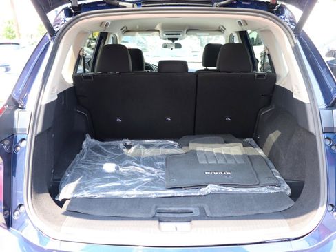Used 2026 Nissan Rogue SV AWD/4WD image 51