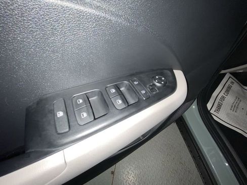 Certified 2026 Hyundai Venue SEL FWD image 13
