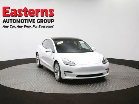 Used 2021 Tesla Model 3 Standard Range Plus image 49
