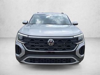 Used 2025 Volkswagen Atlas Cross Sport SE AWD/4WD video 2